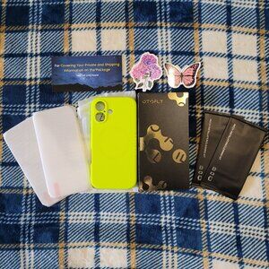 iPhone 16 Silicone Case with MagSafe